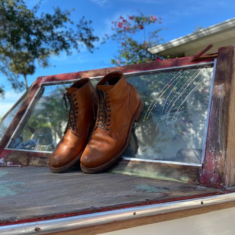 Viberg Service Boot in Raw Natural Wooly Chromexcel