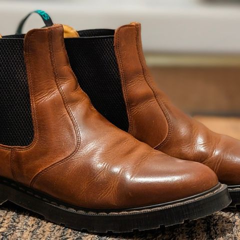 Solovair Dealer Boot in Gaucho Crazy Horse Greasy Pull Up