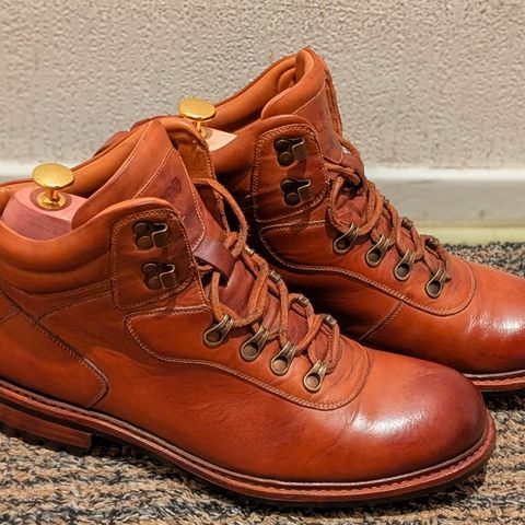 BLKBRD Bulwark Trek Boot in Cognac