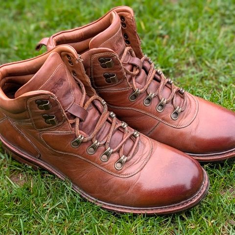 BLKBRD Bulwark Trek Boot in Cognac