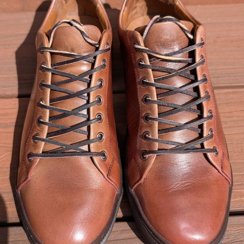 Thursday Premier Low Top in Horween Natural Chromexcel