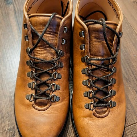 Crown Northampton Everdon in Horween Sunflower Chromexcel