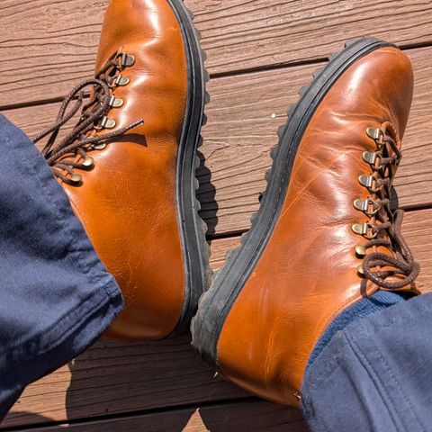 Crown Northampton Everdon in Horween Sunflower Chromexcel
