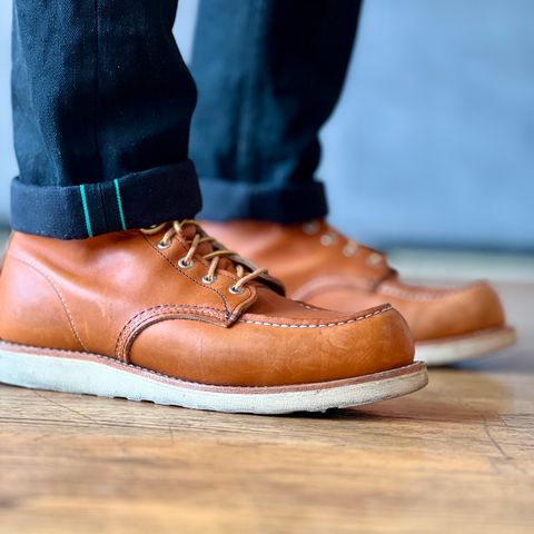 Red Wing 6-Inch Classic Moc in S.B. Foot Oro Legacy