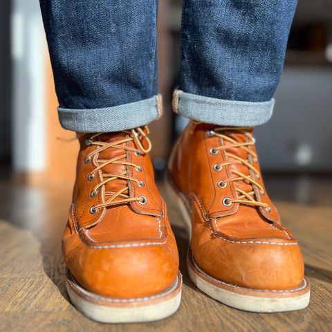 Red Wing 6-Inch Classic Moc in S.B. Foot Oro Legacy