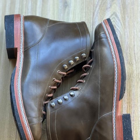 Junkard IMB 2 in Maryam Olive Horsebutt