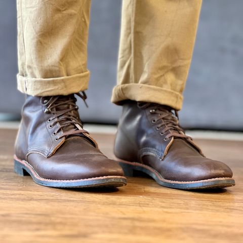 Red Wing Merchant in S.B. Foot Ebony Harness