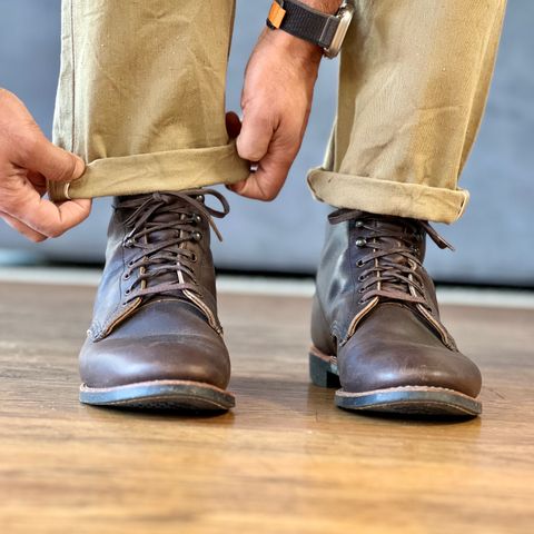 Red Wing Merchant in S.B. Foot Ebony Harness