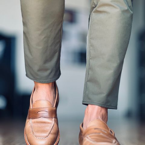 View photo of Grant Stone Traveler Penny in Horween Natural Chromexcel