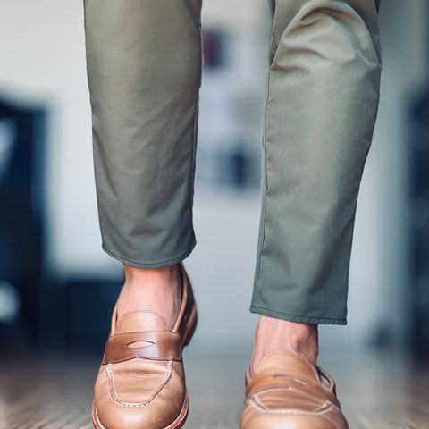 View photo of Grant Stone Traveler Penny in Horween Natural Chromexcel