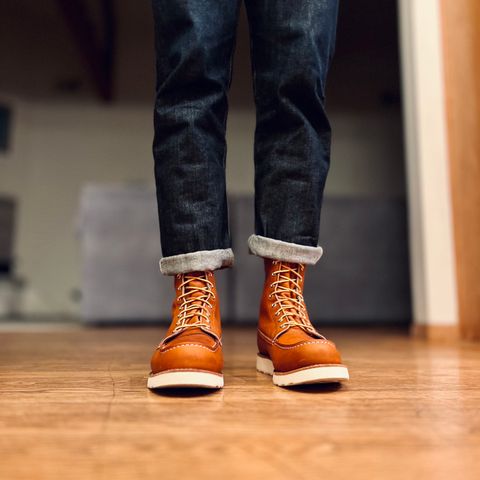 Red Wing 8-Inch Classic Moc in S.B. Foot Oro Legacy