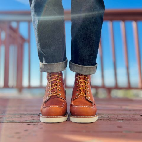 Red Wing 8-Inch Classic Moc in S.B. Foot Oro Legacy
