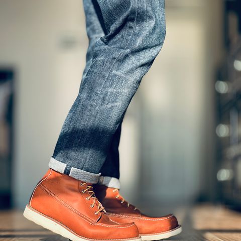 Red Wing 8-Inch Classic Moc in S.B. Foot Oro Legacy