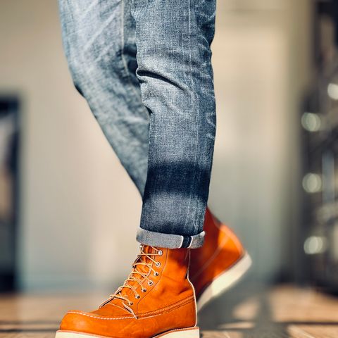 Red Wing 8-Inch Classic Moc in S.B. Foot Oro Legacy