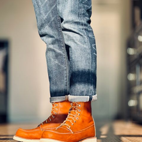 Red Wing 8-Inch Classic Moc in S.B. Foot Oro Legacy