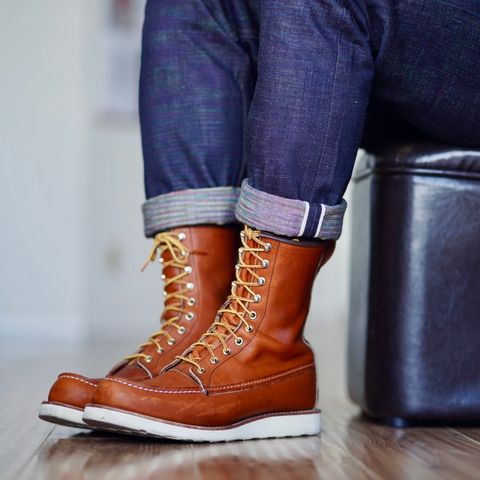 Red Wing 8-Inch Classic Moc in S.B. Foot Oro Legacy