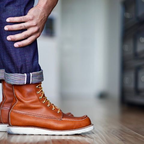 Red Wing 8-Inch Classic Moc in S.B. Foot Oro Legacy