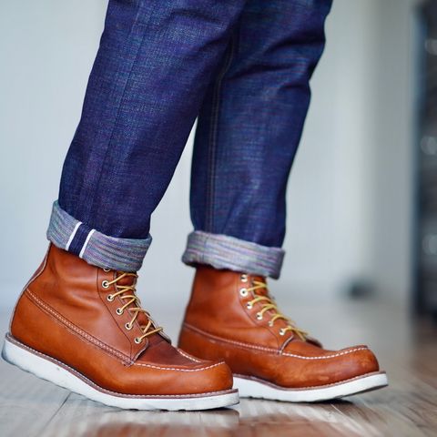 Red Wing 8-Inch Classic Moc in S.B. Foot Oro Legacy