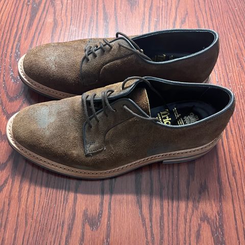 Tricker's Robert Plain Derby Shoe in Ridge Reverse Suede