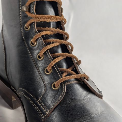 Jakkrabbits Custom Model in Shinki Black Antique Horsehide