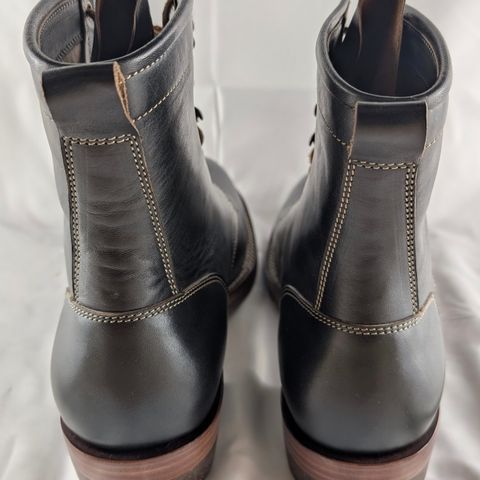 Jakkrabbits Custom Model in Shinki Black Antique Horsehide