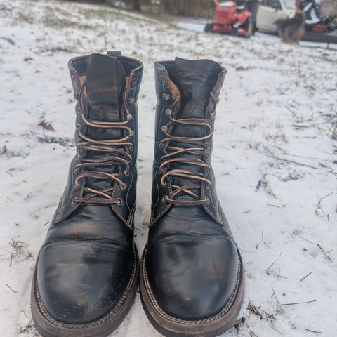 Jakkrabbits Custom Model in Shinki Black Antique Horsehide
