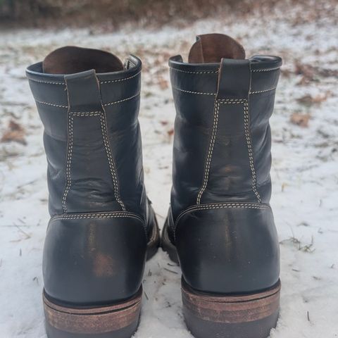 Jakkrabbits Custom Model in Shinki Black Antique Horsehide