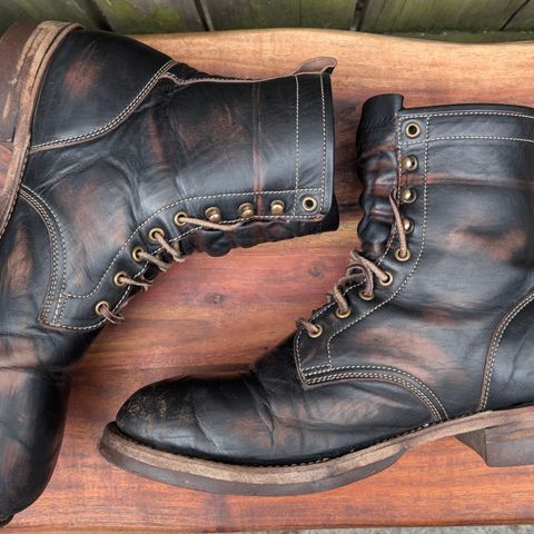 Jakkrabbits Custom Model in Shinki Black Antique Horsehide