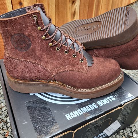 Frank's Rainier in Mocha Roughout