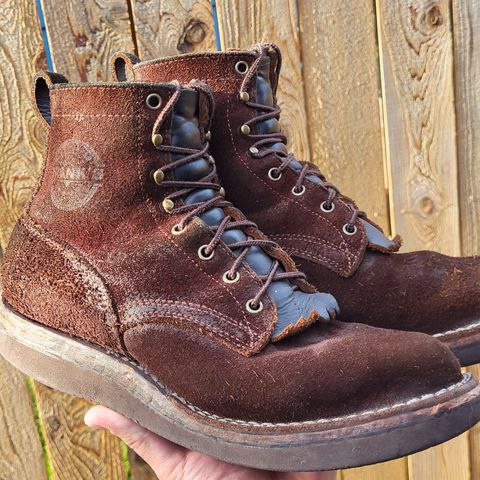 Frank's Rainier in Mocha Roughout
