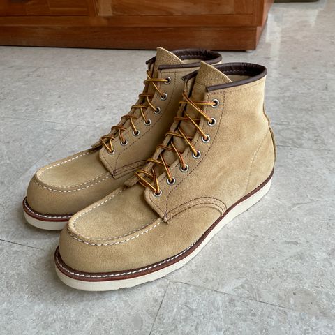 Red Wing 6-Inch Classic Moc in S.B. Foot Hawthorne Abilene