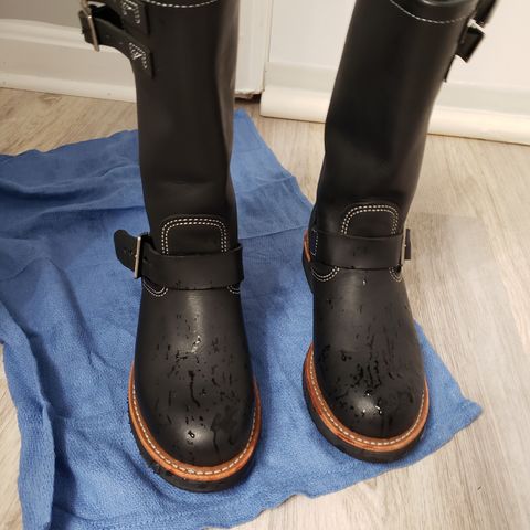 Red Wing Engineer in Black