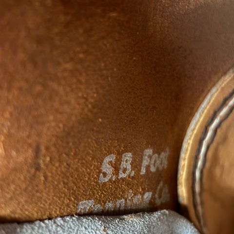 Red Wing 6-Inch Classic Moc in S.B. Foot Oro Legacy
