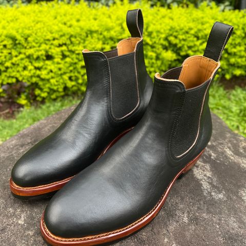 Briselblack The Seventh Chelsea Boot in Shinki Black Teacore Horsebutt
