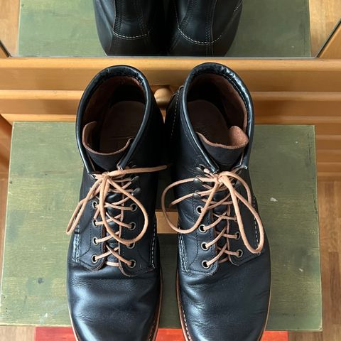 Red Wing Blacksmith in S.B. Foot Black Prairie