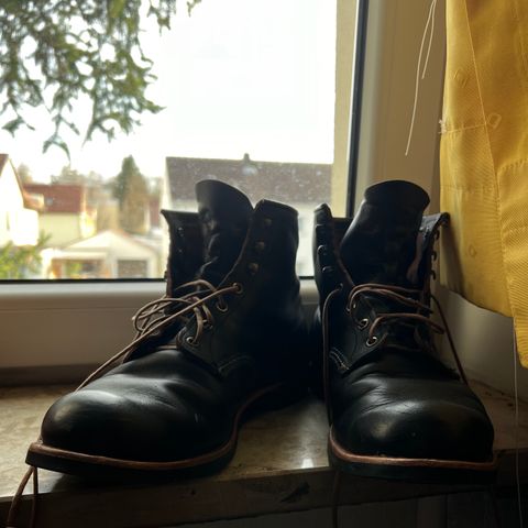 View photo of Red Wing Blacksmith in S.B. Foot Black Prairie