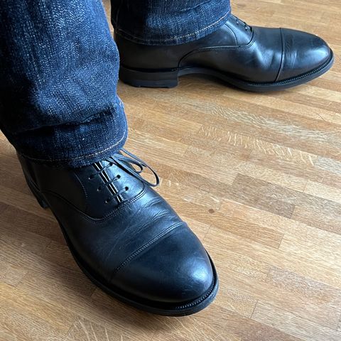 View photo of Viberg Bastion Oxford in Comipel Black Horsebutt