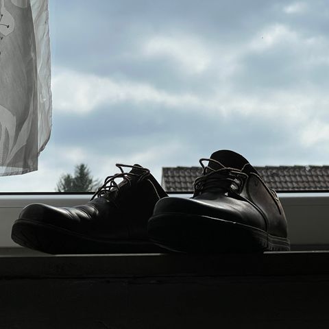 View photo of GEA Waldviertler Phönix in Jaques Dark Brown