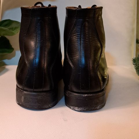 Canada West Canada West Boots / WM. Moorby 2821 in Horween Black Chromexcel