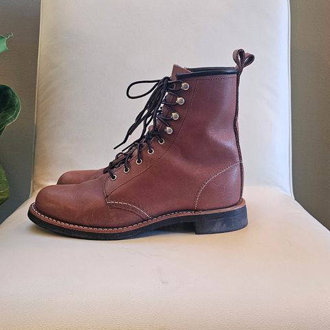 Red Wing Silversmith in S.B. Foot Mocha