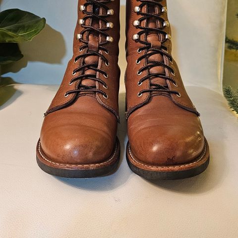 Red Wing Silversmith in S.B. Foot Mocha