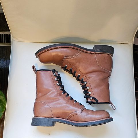 Red Wing Silversmith in S.B. Foot Mocha