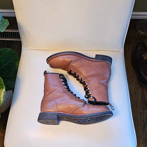 Red Wing Silversmith in S.B. Foot Mocha
