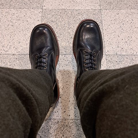 Jakkrabbits Officer Boots in Natural Hand Dyed Black (Veg Tanned)
