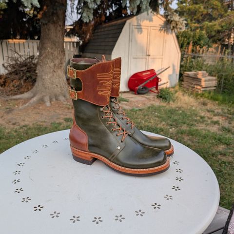 Fortis Custom Model in Indonesian Medium Brown Pull Up & Indonesian Olive