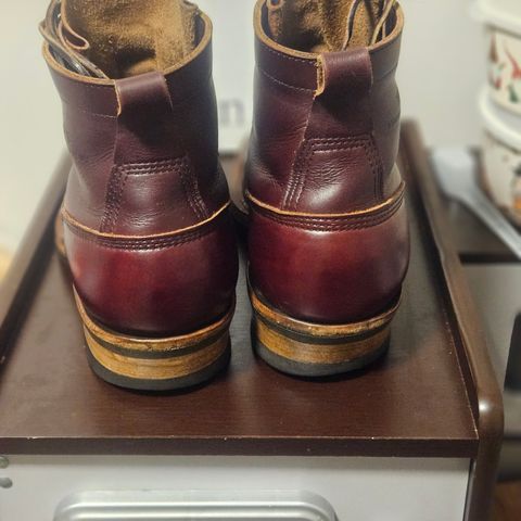 White's 350 Cutter in Horween Burgundy Chromexcel
