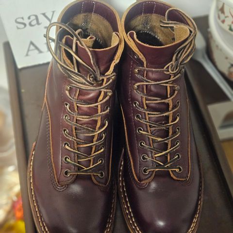 White's 350 Cutter in Horween Burgundy Chromexcel