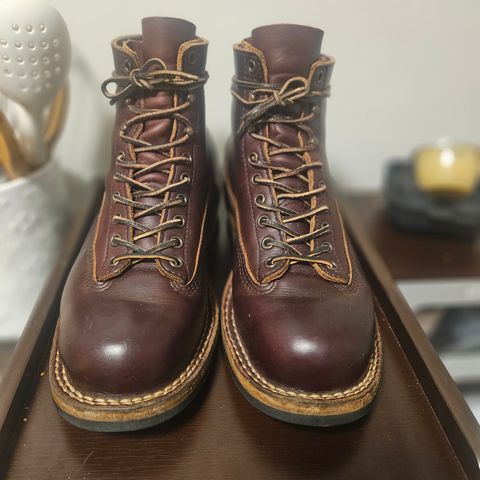 White's 350 Cutter in Horween Burgundy Chromexcel
