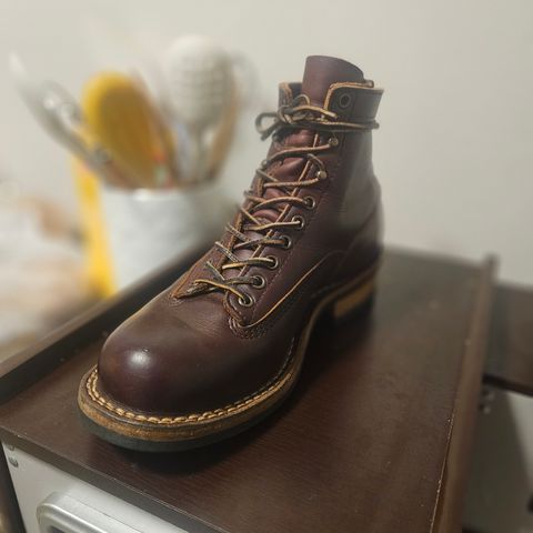 White's 350 Cutter in Horween Burgundy Chromexcel
