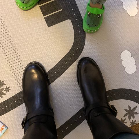 Motor Engineer Boots in Black Hand-Dyed Italian Horsebutt